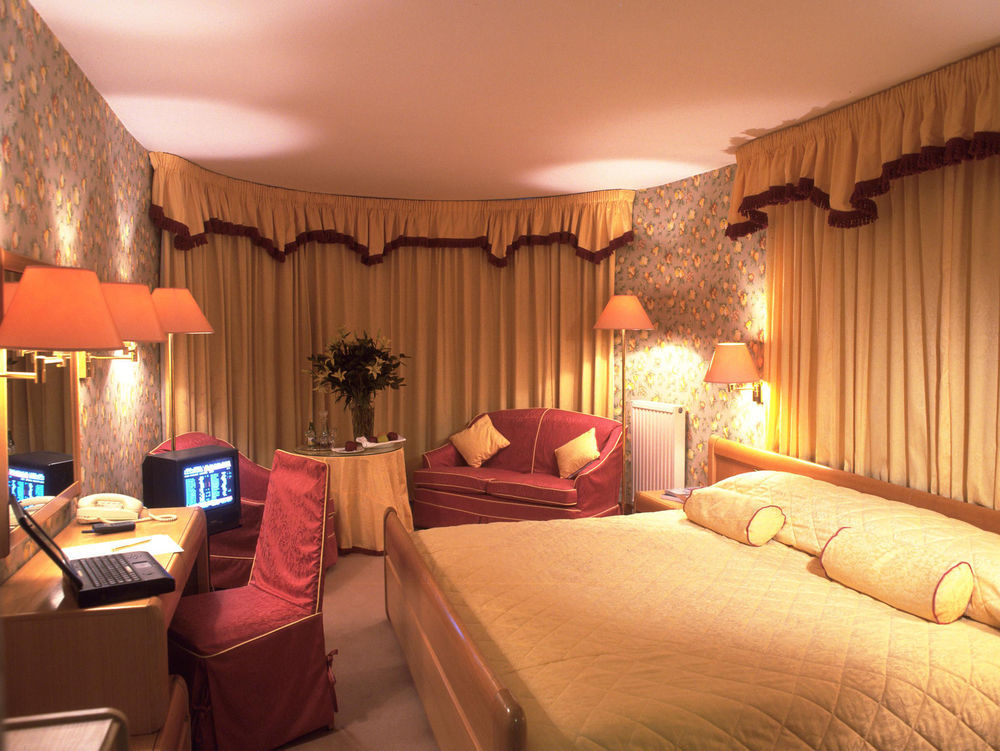 קלנדר Roman Camp Country House Hotel מראה חיצוני תמונה
