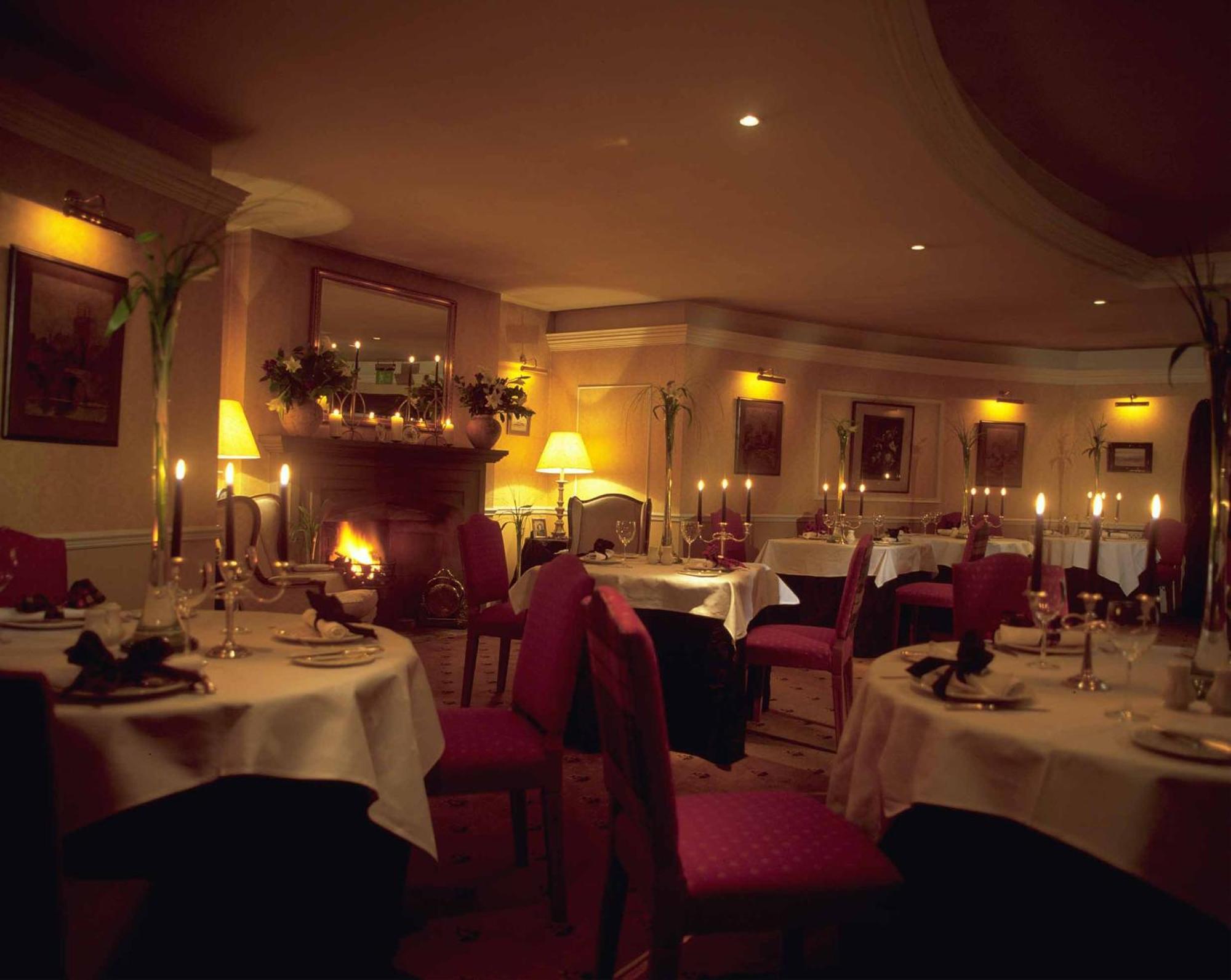 קלנדר Roman Camp Country House Hotel מסעדה תמונה